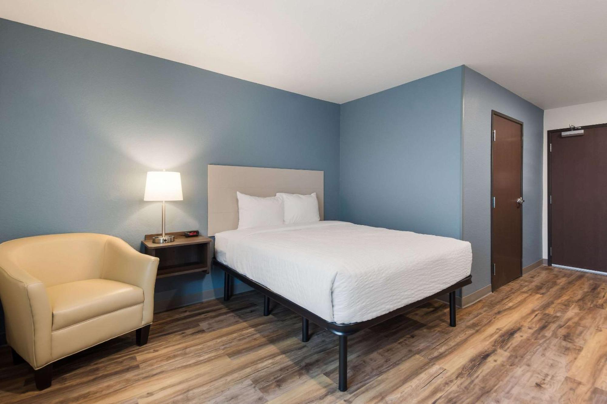 Woodspring Suites Tampa Airport North Veterans Expressway Eksteriør billede