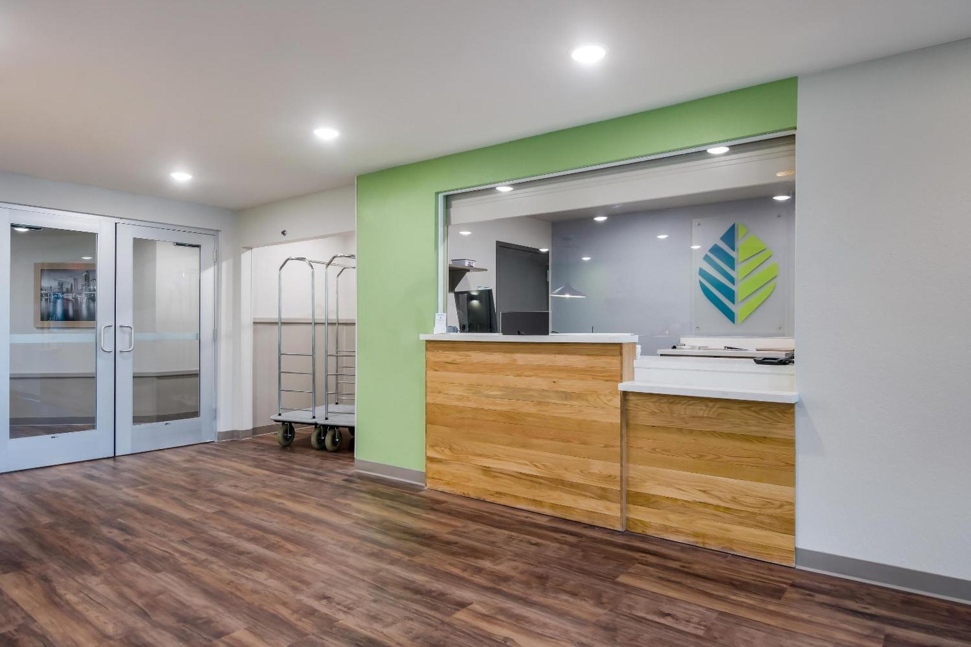 Woodspring Suites Tampa Airport North Veterans Expressway Eksteriør billede