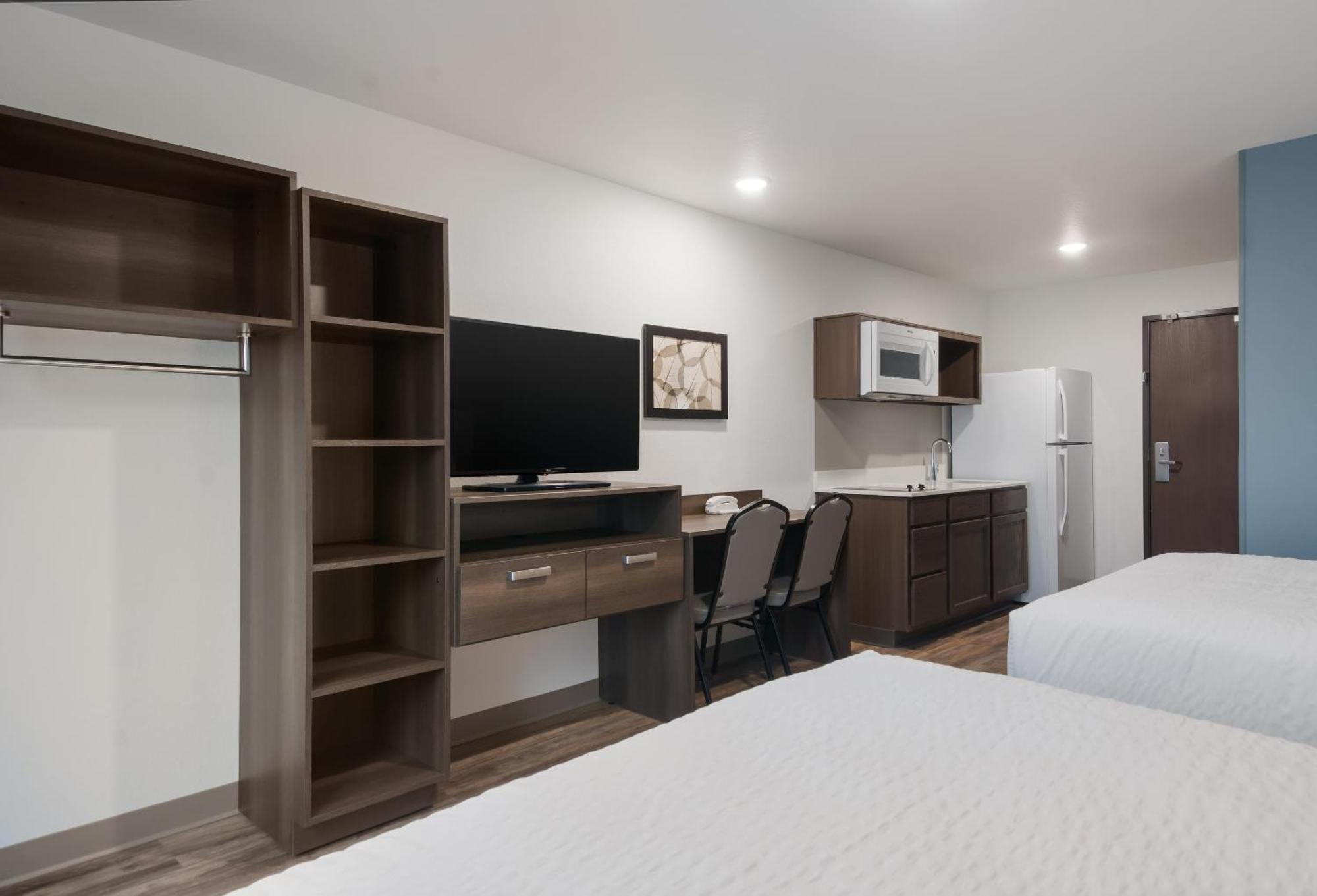 Woodspring Suites Tampa Airport North Veterans Expressway Eksteriør billede